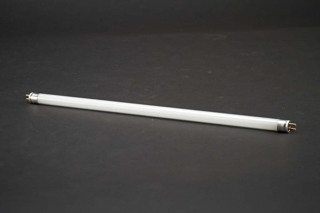 T4 8w on sale fluorescent tube