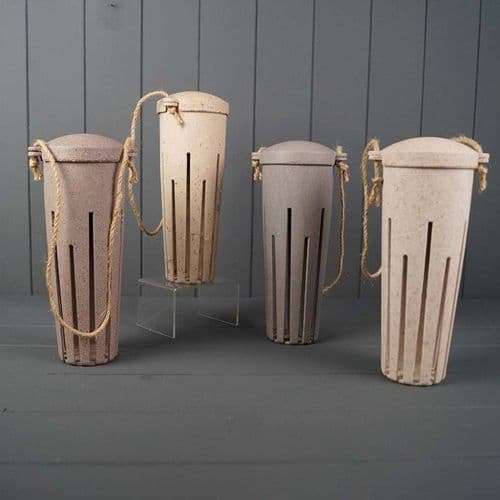 Earthy Sustainable Peanut Feeder - Straw